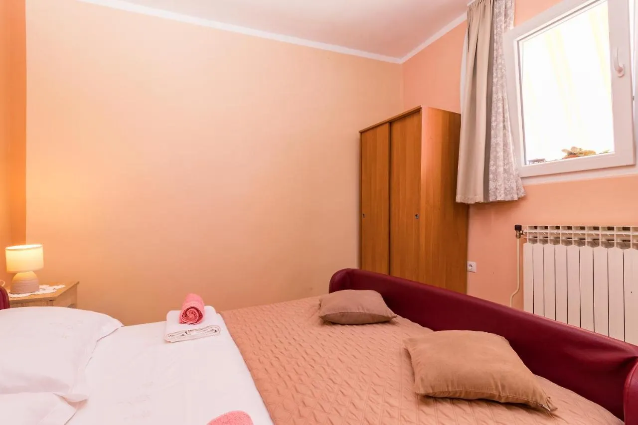 Apartments Kendel Fazana Croatia