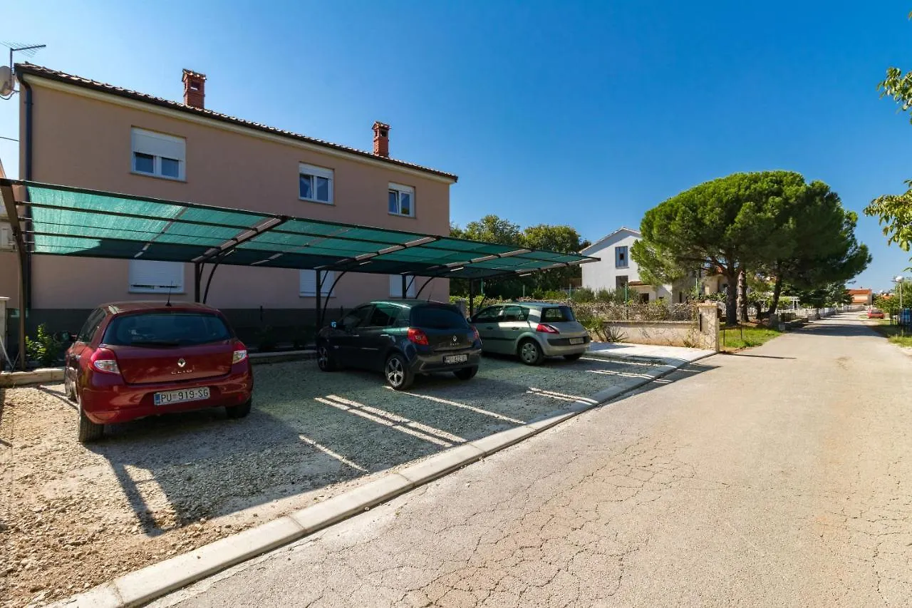 Apartments Kendel Fazana Croatia